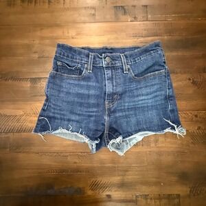 Levi's Denim Shorts Raw‎ Hem Dark Wash Casual Summer Womens Size 27